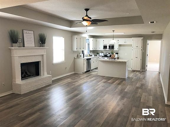 4th image of 9161 Jackson Cir