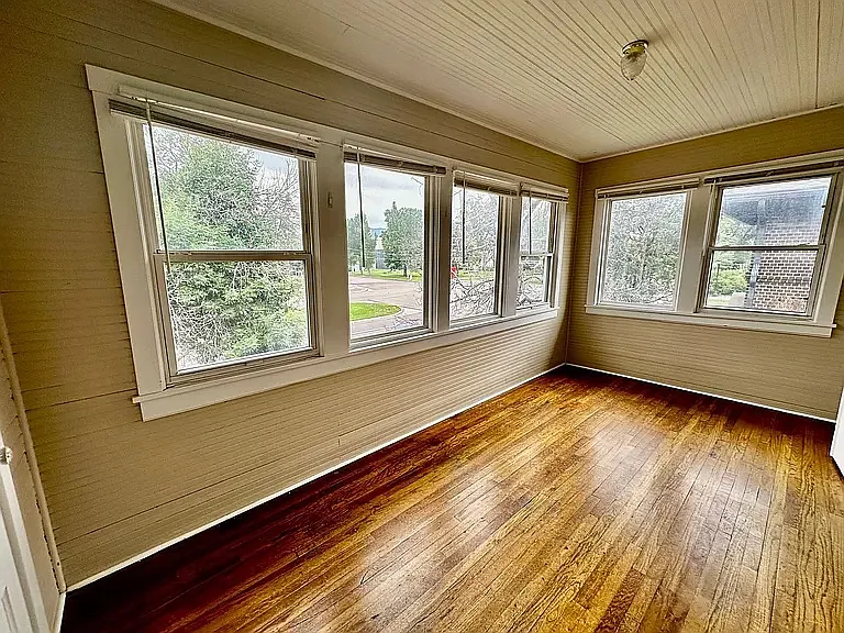 725 N Cascade Ave #4 — Photo 16