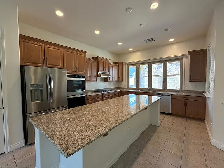 9541 E Theia Dr — Photo 1