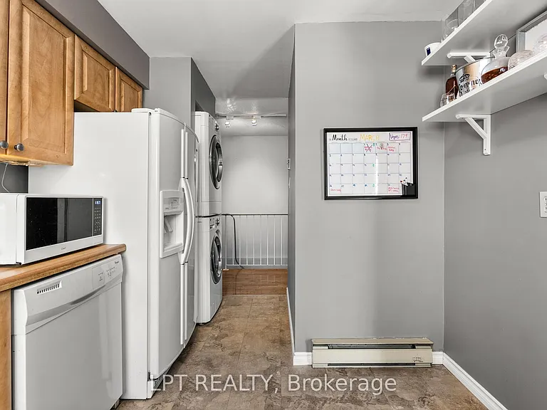 260 Fenerty Ct #4 — Photo 9