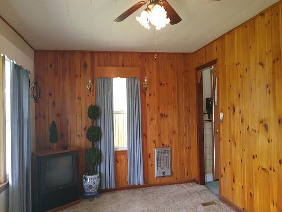 4th image of 800 Fairlane Dr