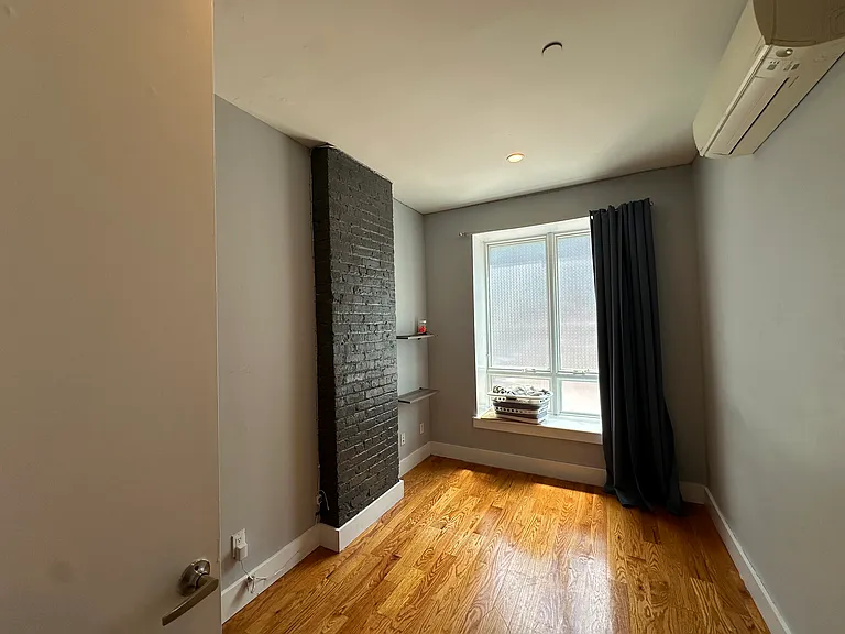 351 Kosciuszko St #1A — Photo 7