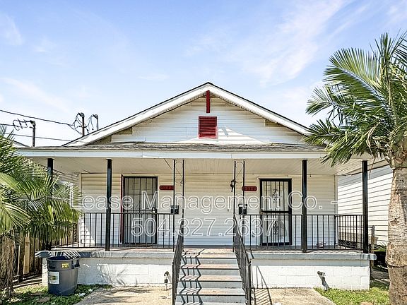 2nd image of 3532 Audubon St #1