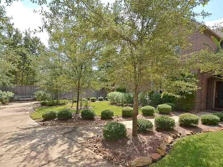 7 Umbria Ln — Photo 5