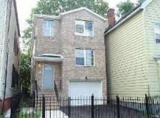 314 S 7th St, Newark, NJ 07103