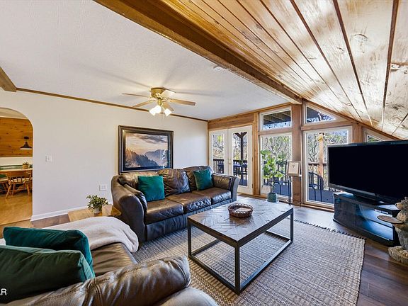 5th image of 1837 Laurel Valley Way