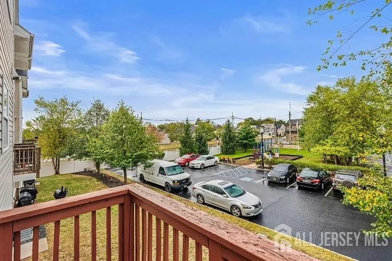 8 Alfred Ave — Photo 27
