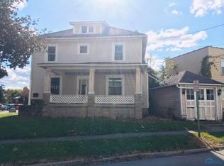 1203 Sycamore St, Fremont, OH 43420