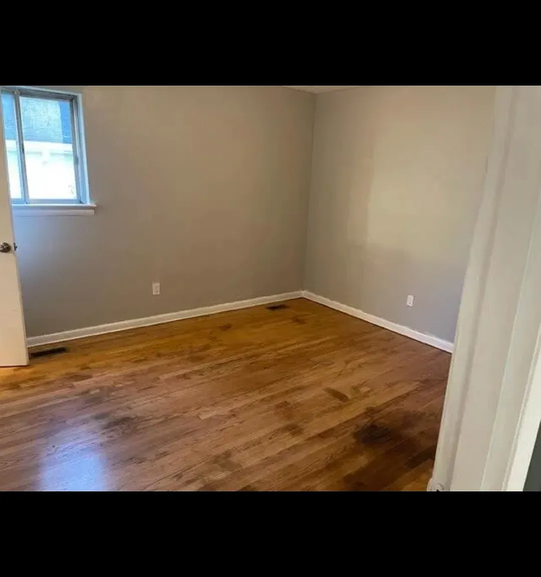 3 bed, 1075 sqft, $1,600 — Photo 3