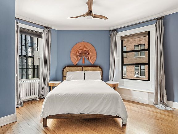 2nd image of 855 W End Ave #6C