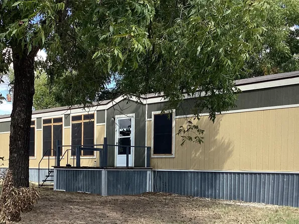 316 N Avenue A, Cross Plains, TX 76443
