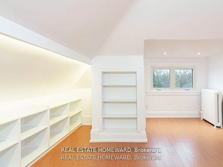 56 Oakwood Ave — Photo 26