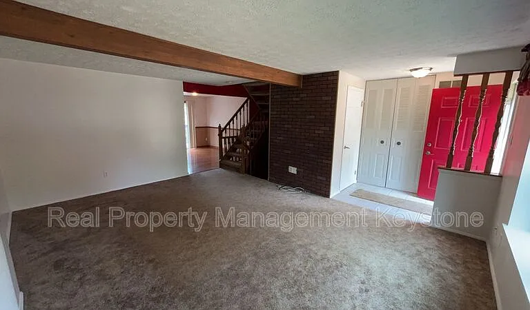 176 W Russets Cir — Photo 4