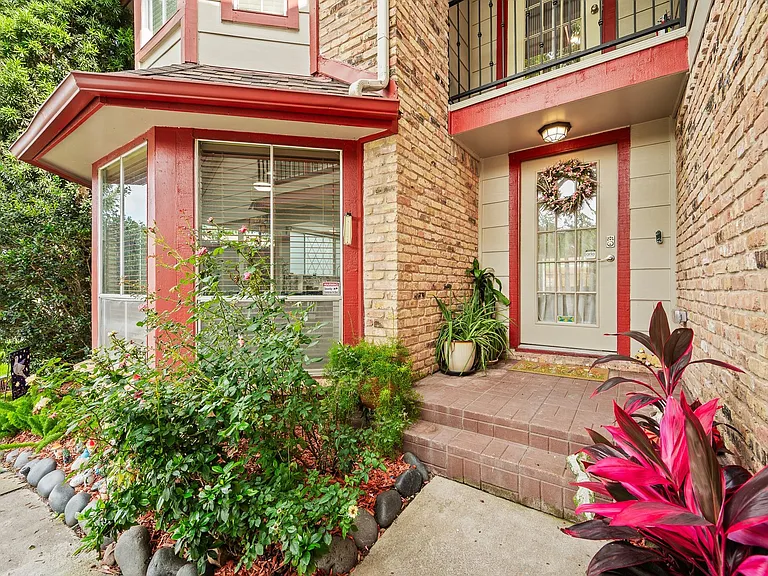 12800 Briar Forest Dr #106 — Photo 2