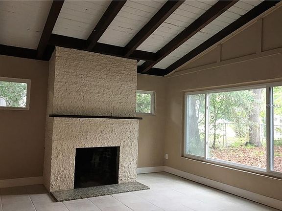 4th image of 601 Woodlawn St