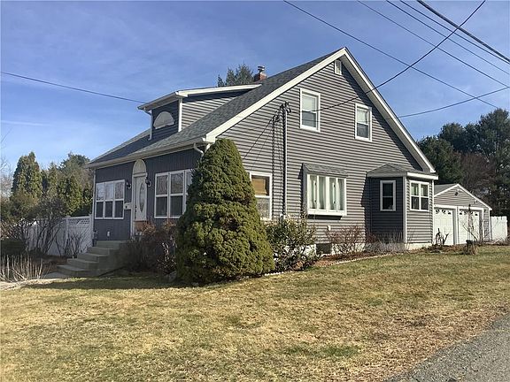 2nd image of 52 Mendon Rd