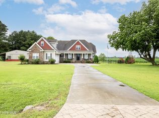 844 E Darden Rd, Faison, NC 28341