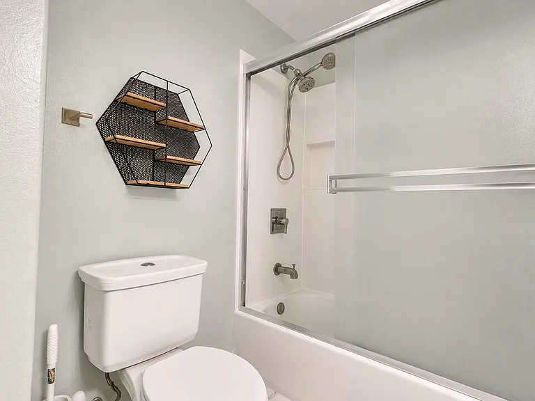 14714 S Budlong Ave #4 — Photo 30