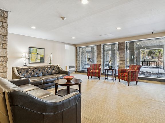 4th image of 500 Thames Pkwy APT 3G