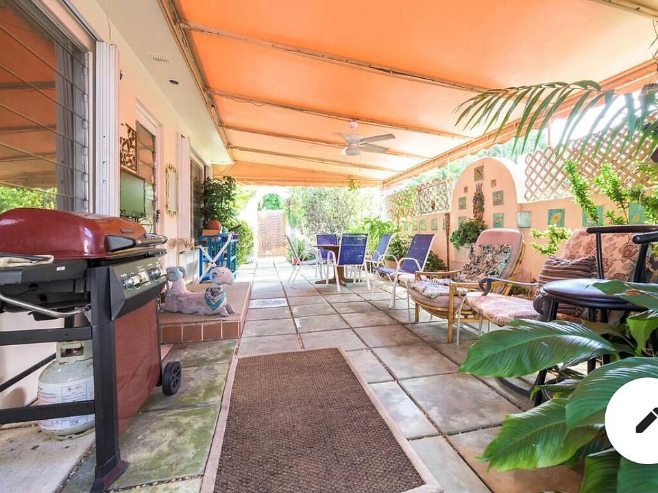 Outdoor patio