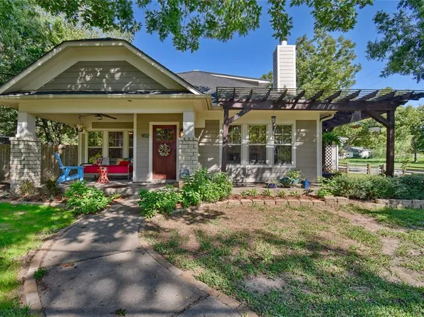 902 Matchett St, Brenham, TX 77833