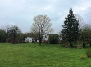 5616 Dalman Rd, Fort Wayne, IN 46809