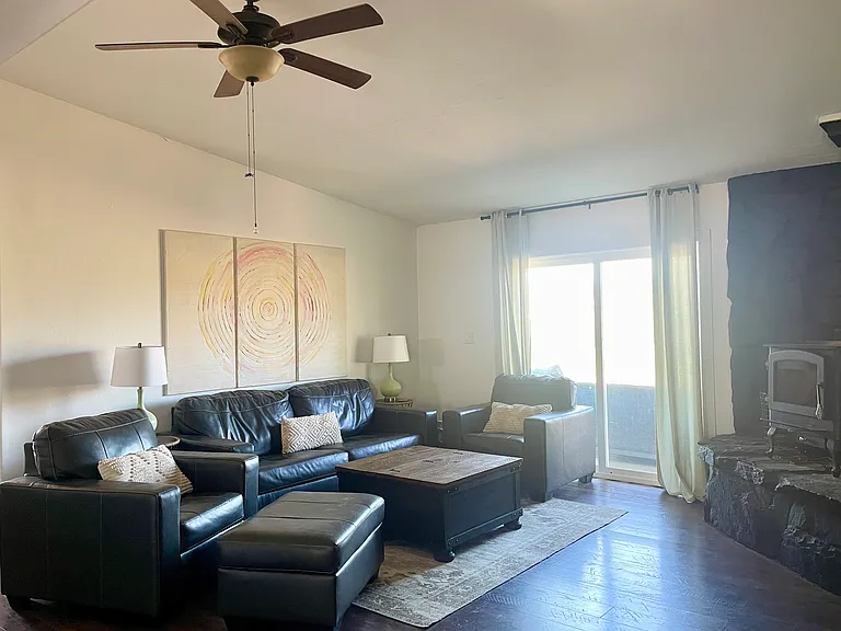 7805 Stardust Trl — Photo 2