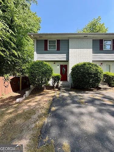 3241 Turner St #1 Photo 1