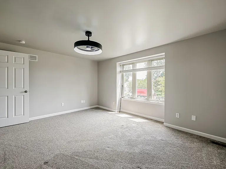 19513 Pollyanna Dr — Photo 44