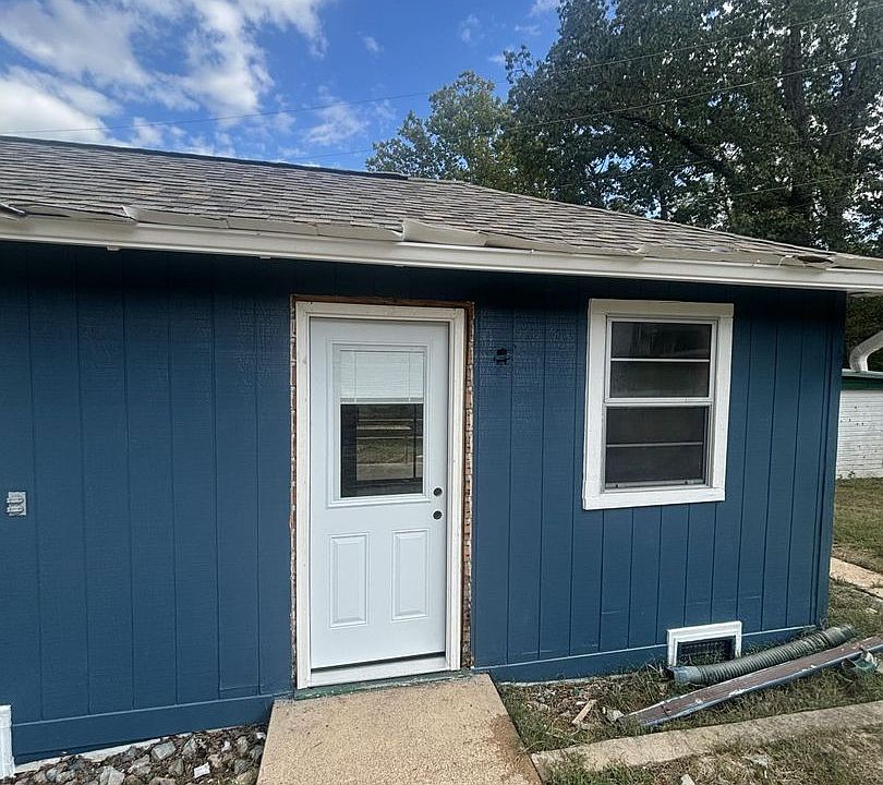 1st image of 1527 Cranfield Rd #8