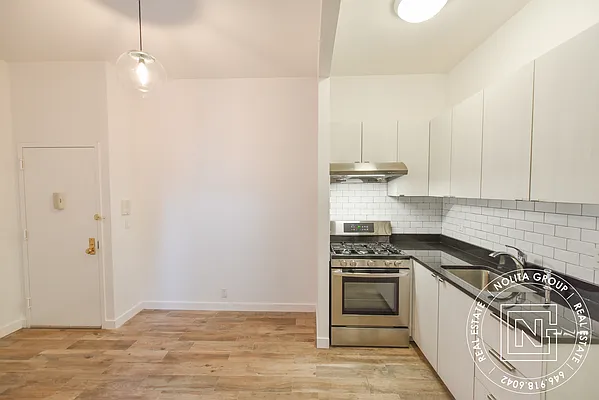 Rented by Nolita Group | media 12