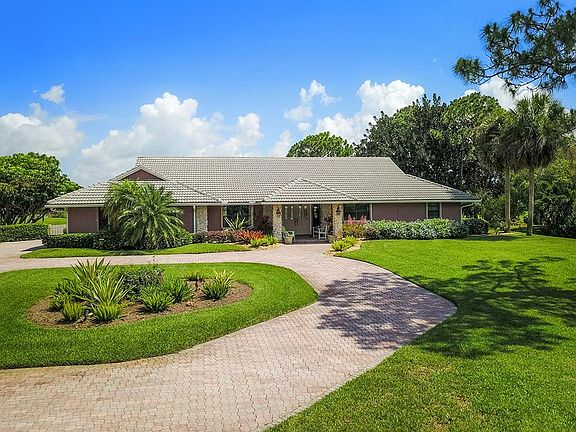 5th image of 4485 SW Bimini Cir S