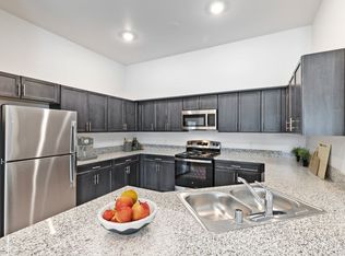 Madelyn Court, Fresno, CA 93722