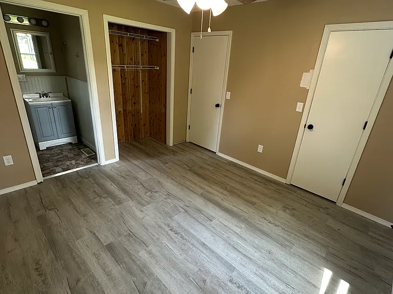 712 W Austin St #1 — Photo 9