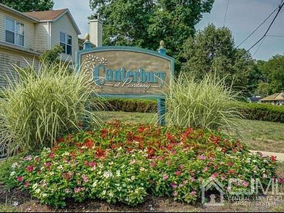 3rd image of 336 Ventnor Ct #336