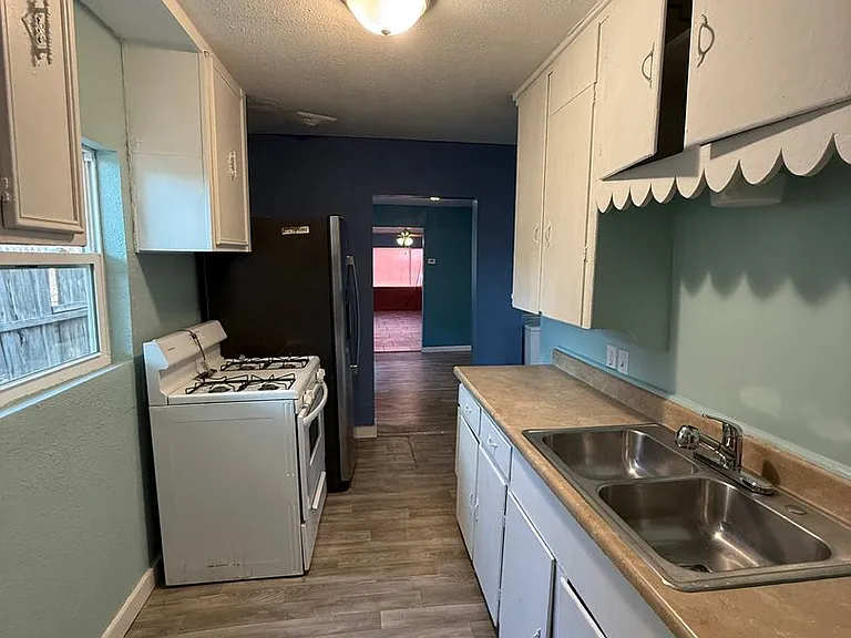 1212 S Lea St — Photo 9