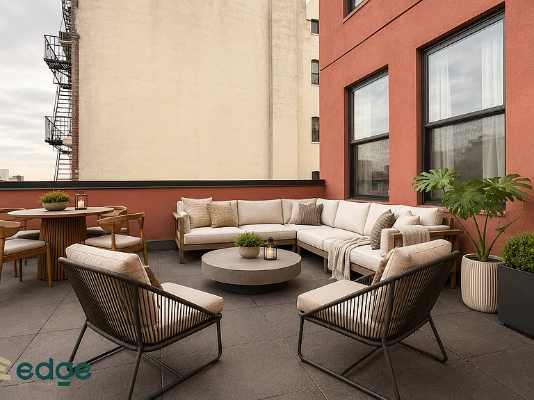 252 Grand St #4R — Photo 1