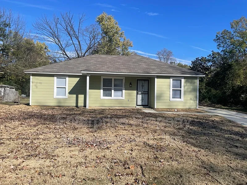 4 bed, 2.0 bath, 1222 sqft, $1,395 — Photo 3
