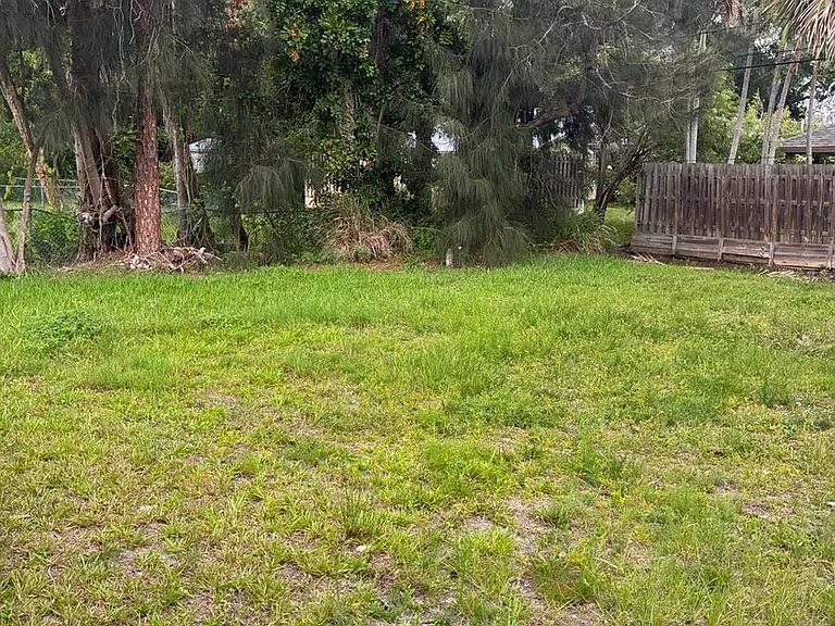 1408 36th Ave — Photo 17