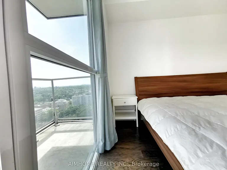 58 Orchard View Blvd #2007 — Photo 24