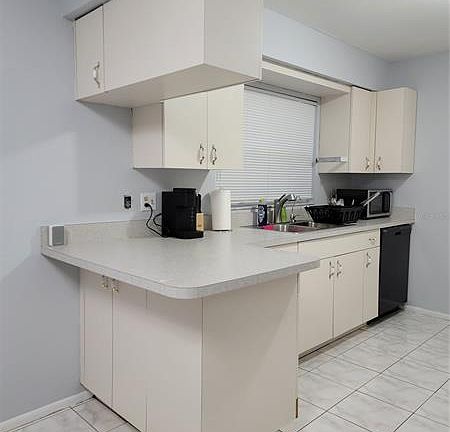 5th image of 10506 N Dixon Ave