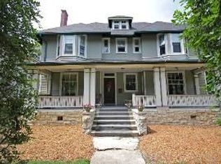 320 S La Grange Rd, La Grange, IL 60525
