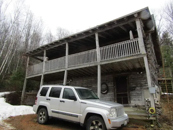 637 Salem Road, Phillips, ME 04966