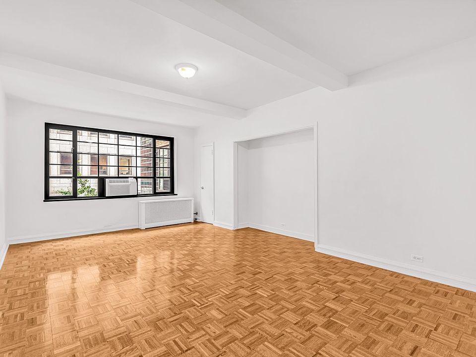 1st image of 307 E 44th St APT 404