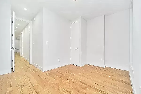 Rented by EXR | media 14