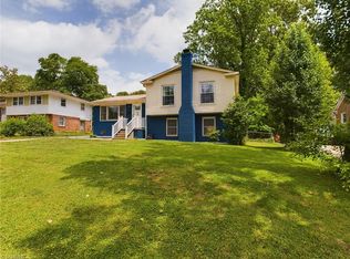 315 Doggett Dr, Graham, NC 27253