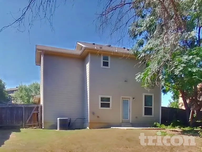 4007 Anton Dr — Photo 15