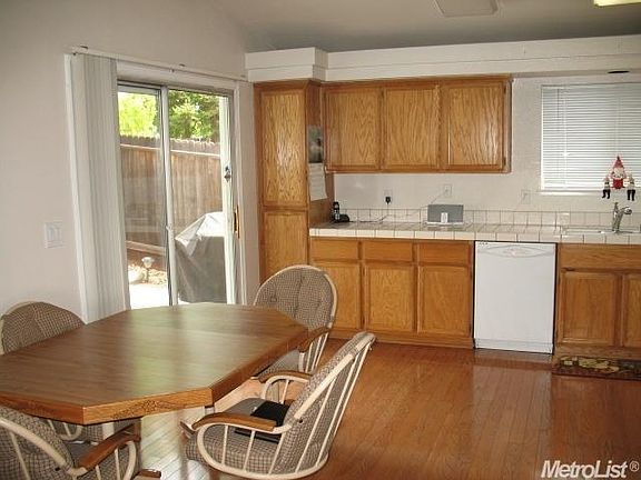 4th image of 1759 Chilton Dr