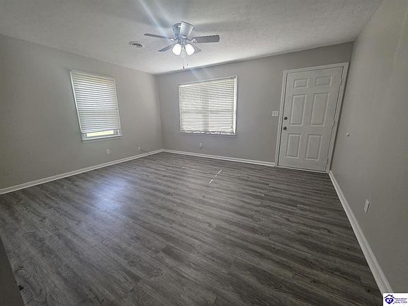 2nd image of 135 Lee Ave