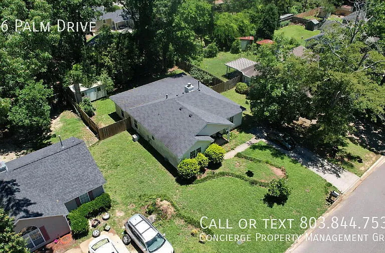 746 Palm Dr — Photo 3